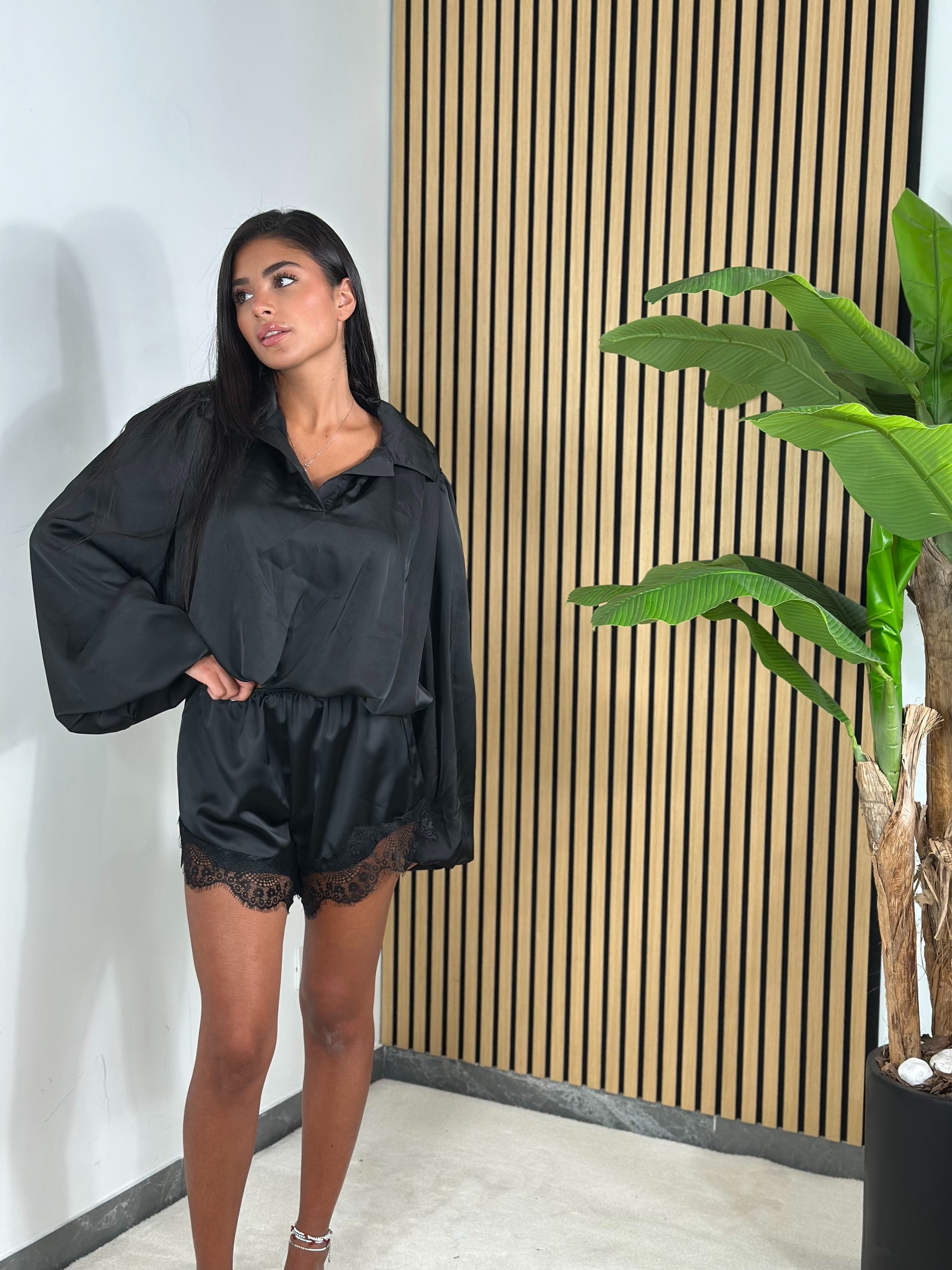 Set Lucrezia