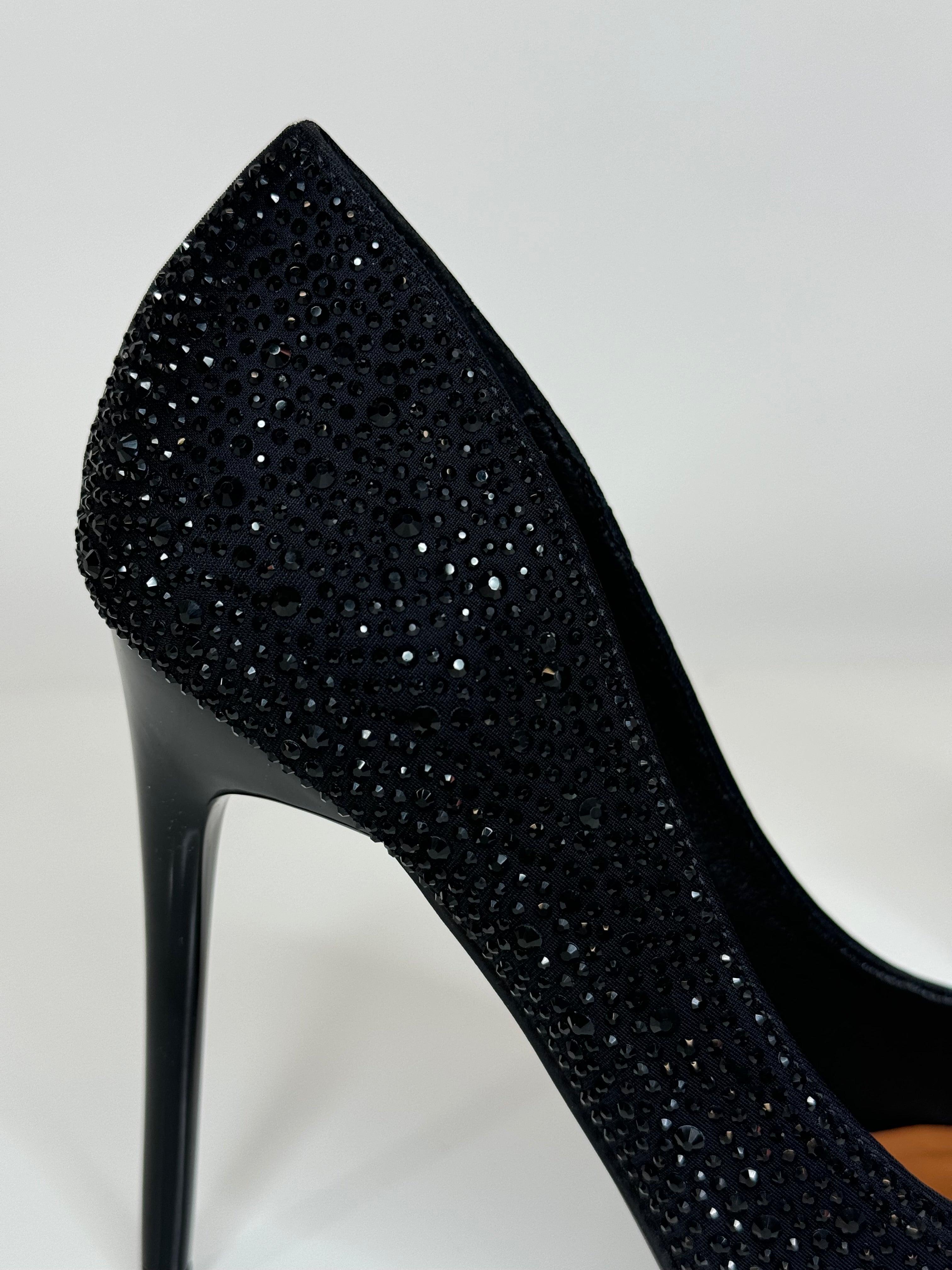 Décolleté Black