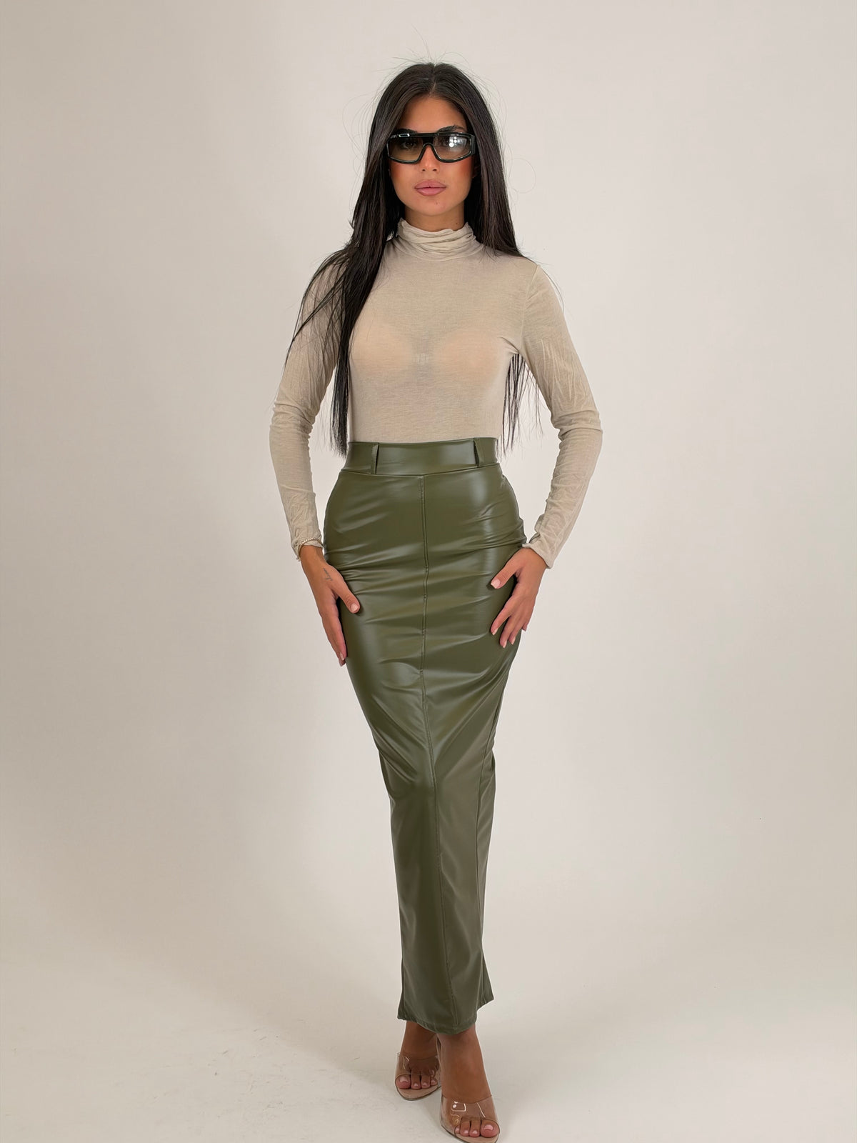 Completo Office: longuette + maglia cashmere