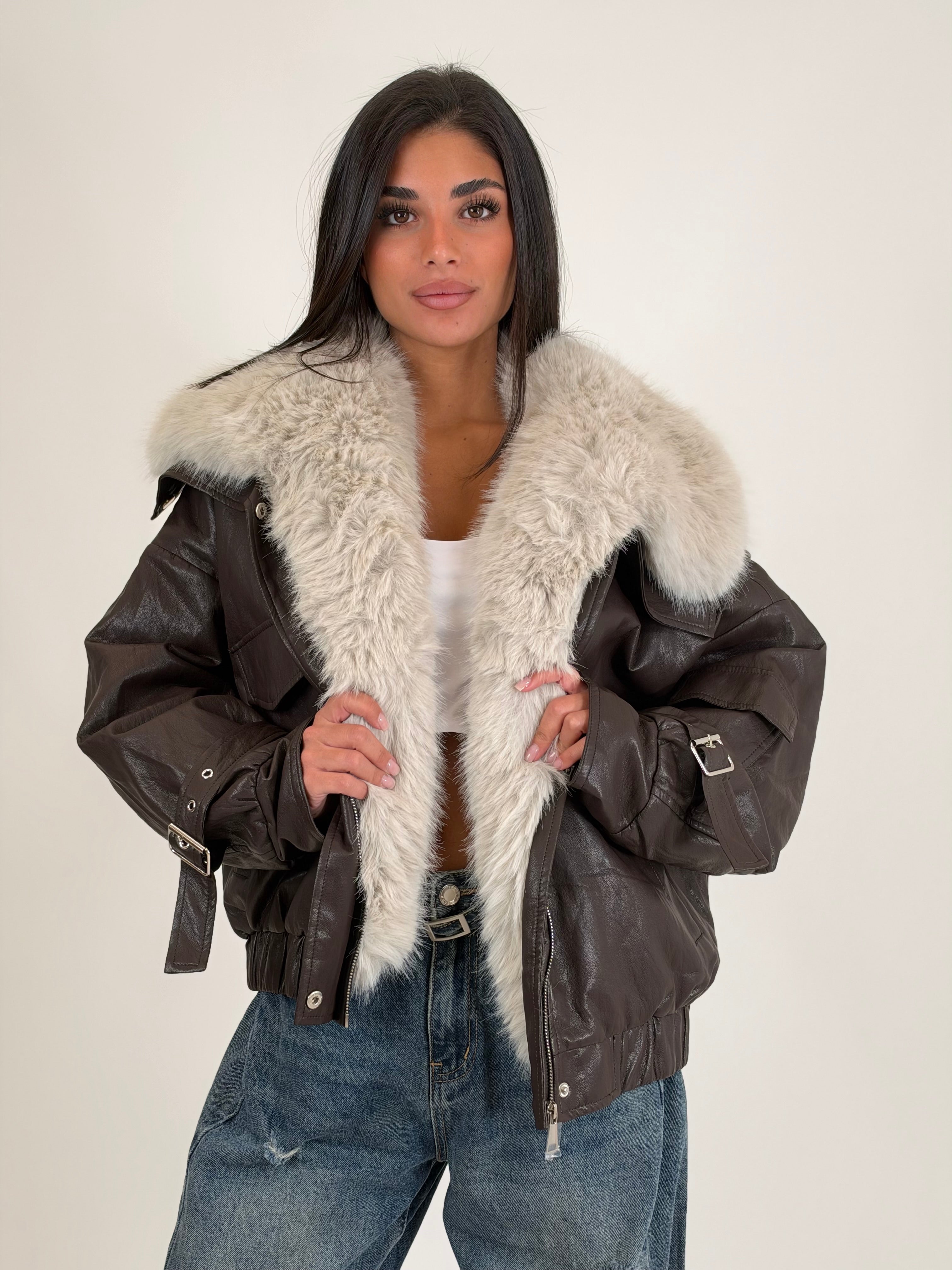 Bomber Tayla