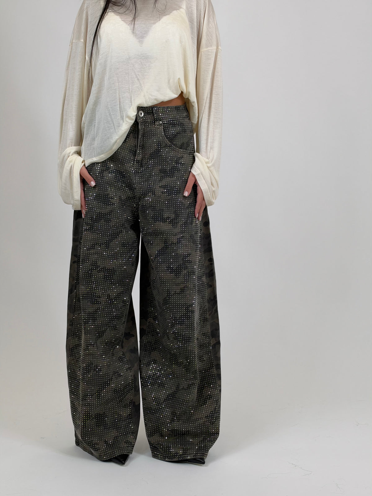 Jeans militares con pedrería