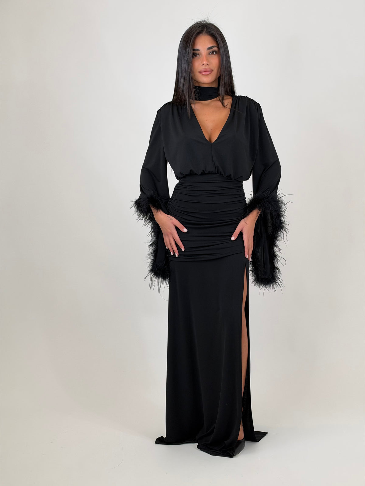 Robe longue à plumes
